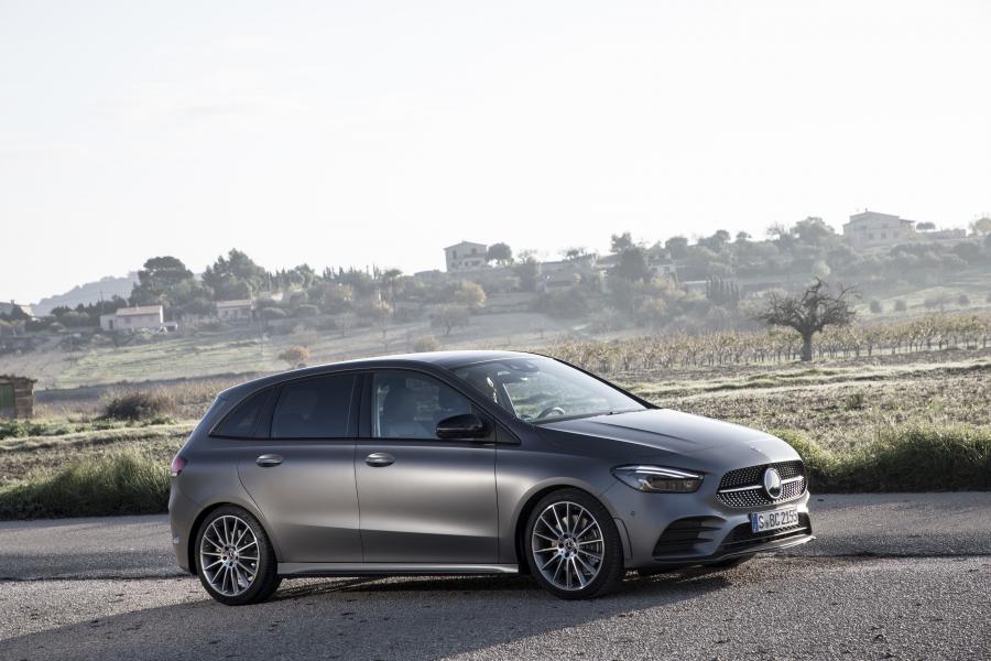  Mercedes-Benz B200 d AMG Line (W247) 2019 года  (фото 16 из 61)